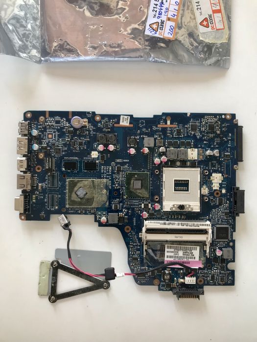 Peça Laptop Motherboard Toshiba Satellite (Boas Condiçoes)