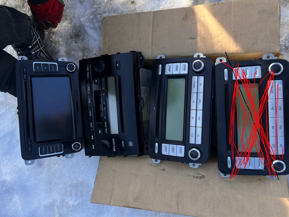 Магнітола LandCruiser 120 / Skoda Superb / Passat B6