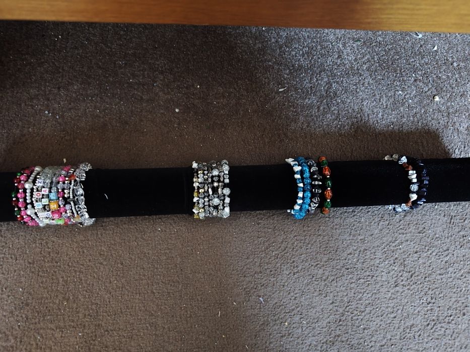 Bransoletki ręcznie robione