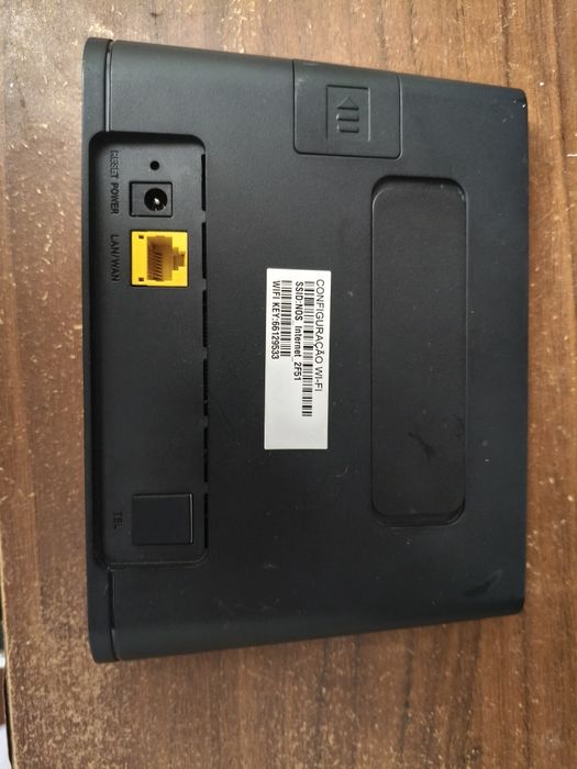 Продам 4G Wi-Fi модем Huawei B310s-22 (БУ, повністю робочий)