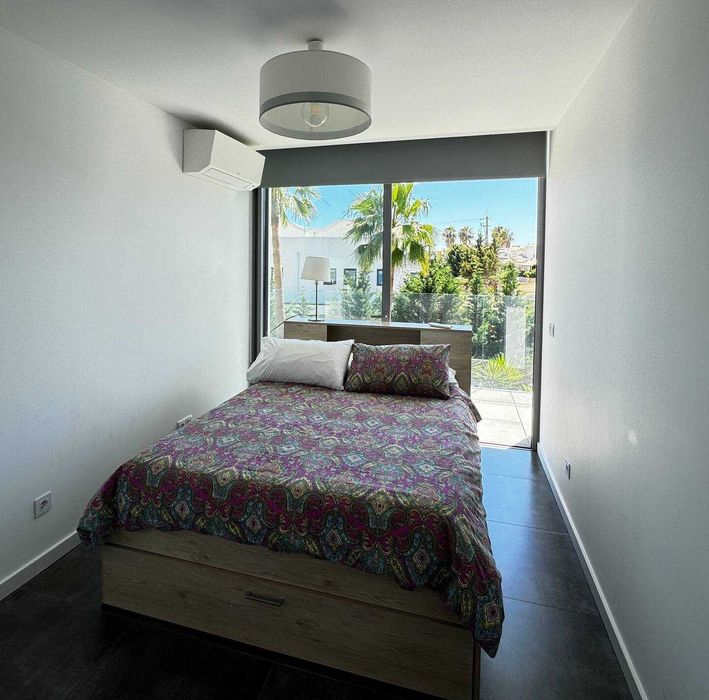 Piscina Privada e Localização Calma - Vivenda Pêra by Gabi Miguel