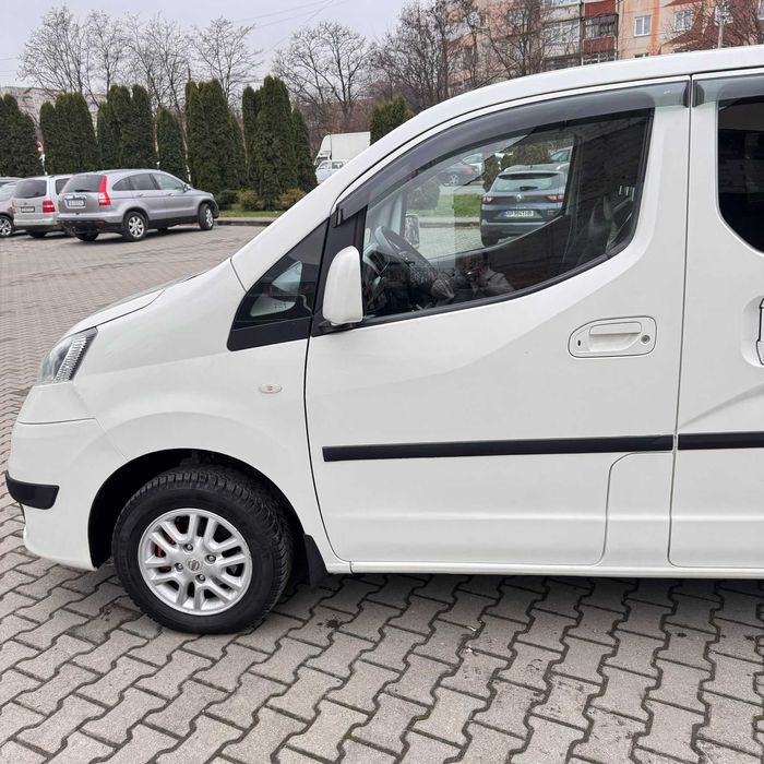 Продам Nissan NV 200 2014 р