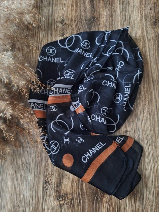 Шарф шаль палантін а-ля Chanel