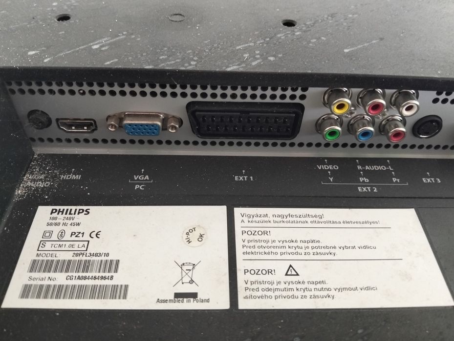 Компактний телевізор-монітор Philips 20" (HDMI/VGA)