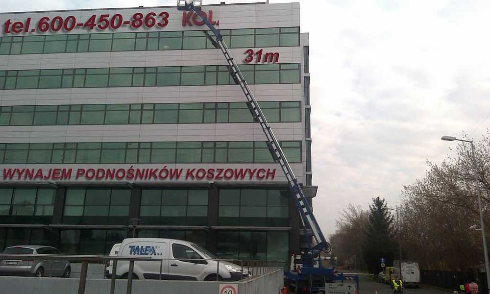 Wynajem minikoparki, Ładowarka, Widły,  Koparka, Minikoparki z młotem, Wynajem Maszyn Budowlanych,