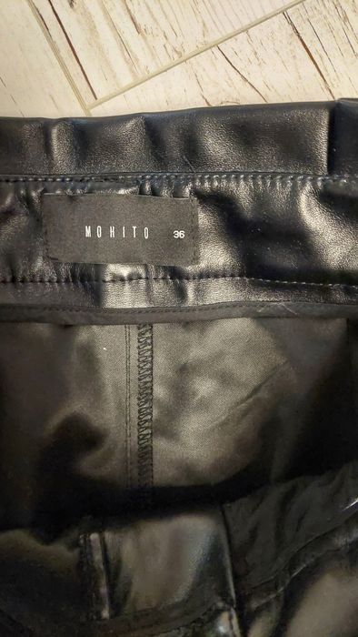 Spodnie Mohito r. 36