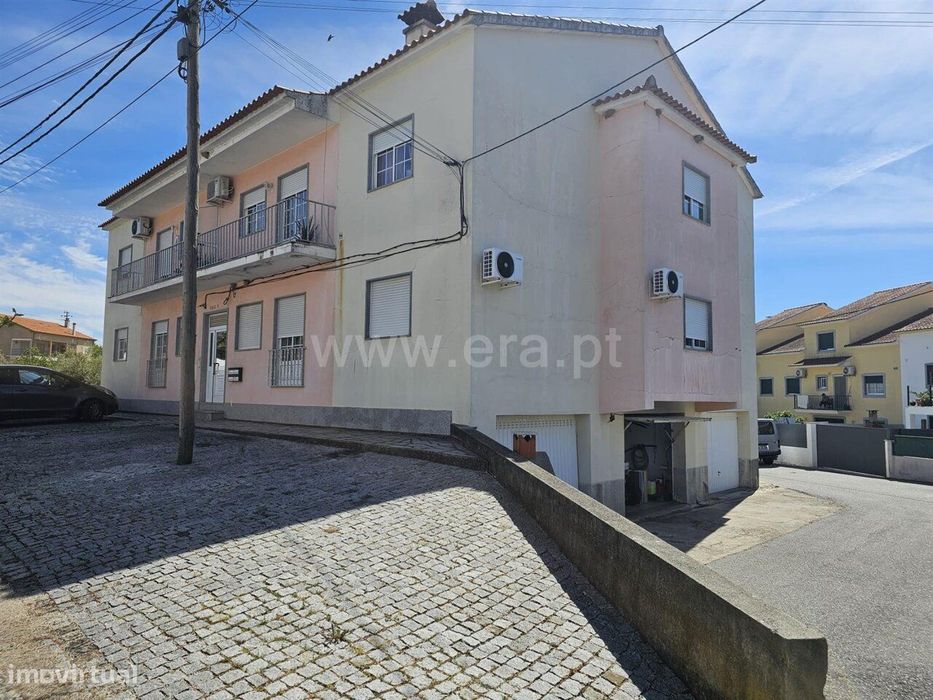 Apartamento T3 / Fundão, Telhado — Telhado, Castelo Branco