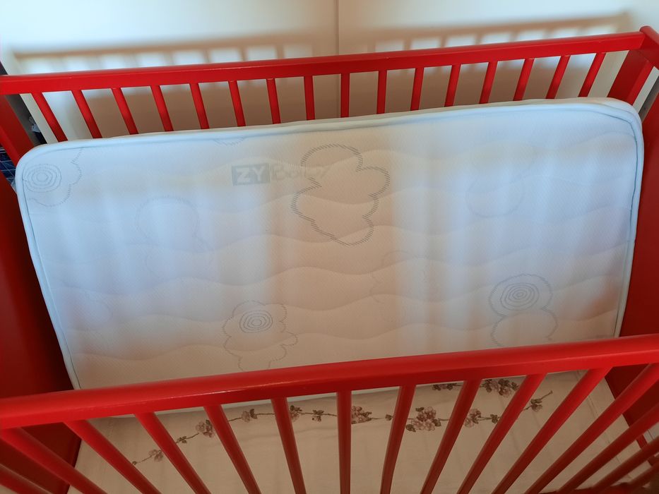 Berço ikea com colchão