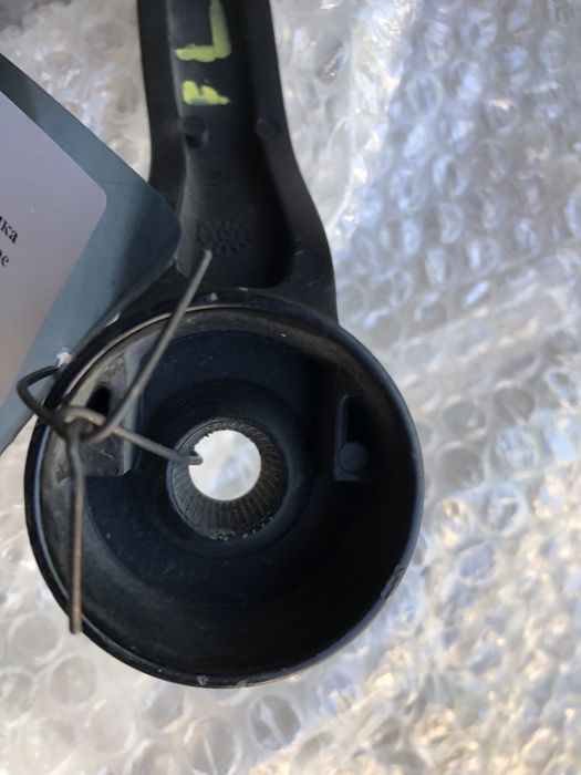 Повідець двірника лівий Ford Escape