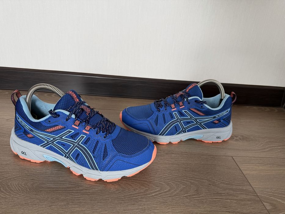Трекінгові кросівки Asics 40-40.5 розмір