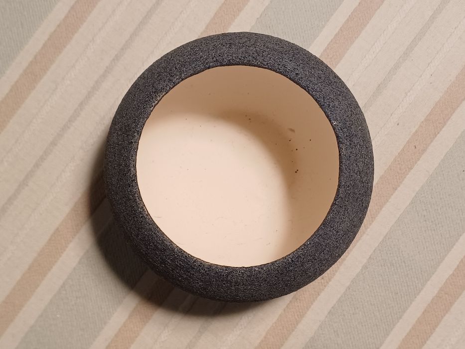 Pequeno vaso redondo de cor azul