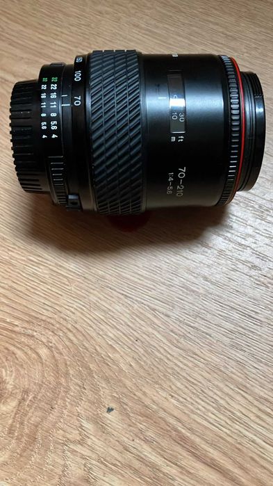 Objetiva Tokina AF 70-210mm f/4-5.6
