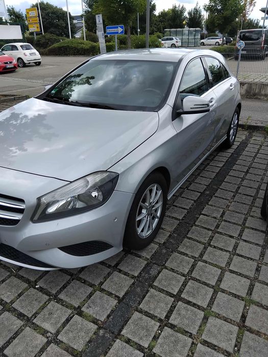 Vendo Mercedes A180 1.8 CDi 9200