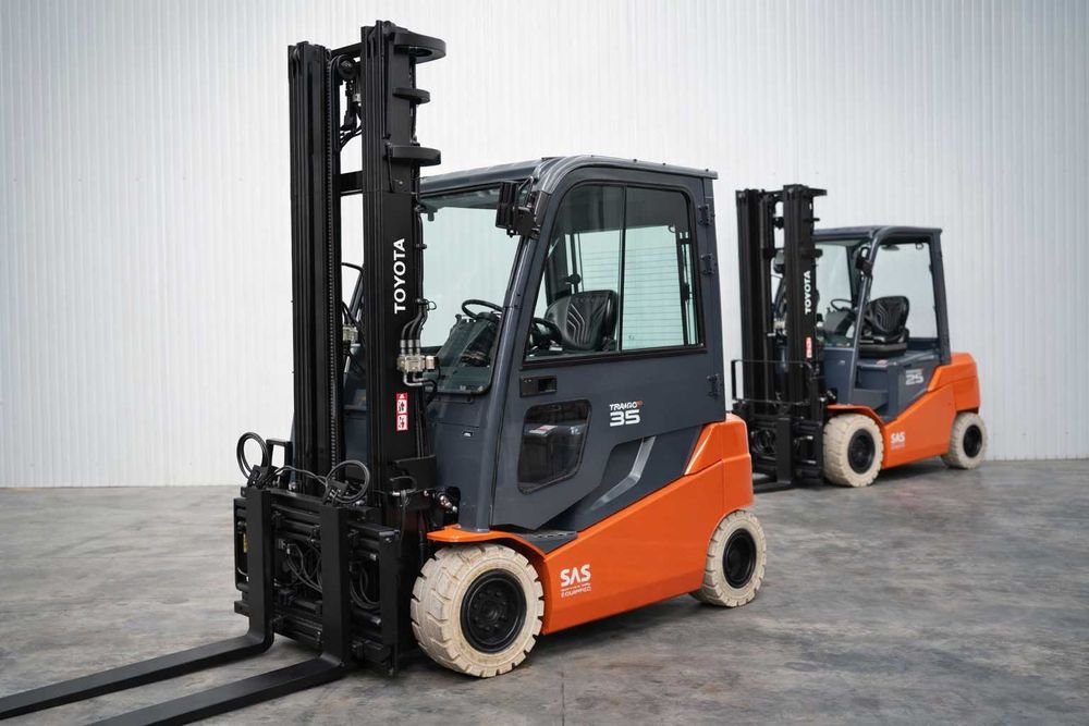 Empilhador - TOYOTA 8FBMT35 - usado