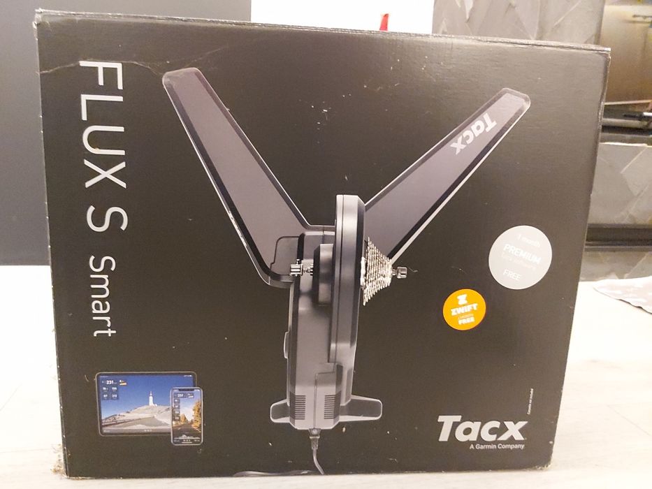 Trenażer Tacx Flux S Smart