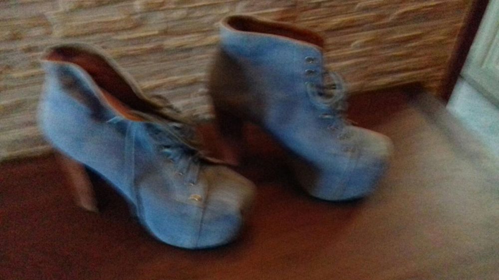 Botas em ganga n.37.5