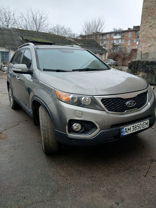Продам KIA Sorento 2010