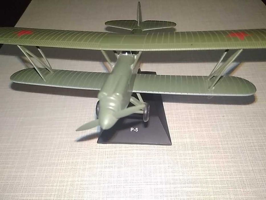 Р-5 - модель самолета и журнал (DeAgostini)