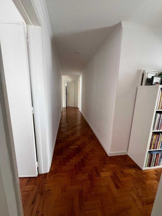 Andar de Moradia T3/ Logradouro/Churrasqueira/Garagem Queijas/Oeiras