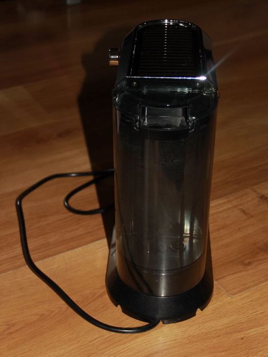 De'Longhi DL Dedica EC685R ekspres do kawy ciśnieniowy czerwony bosch