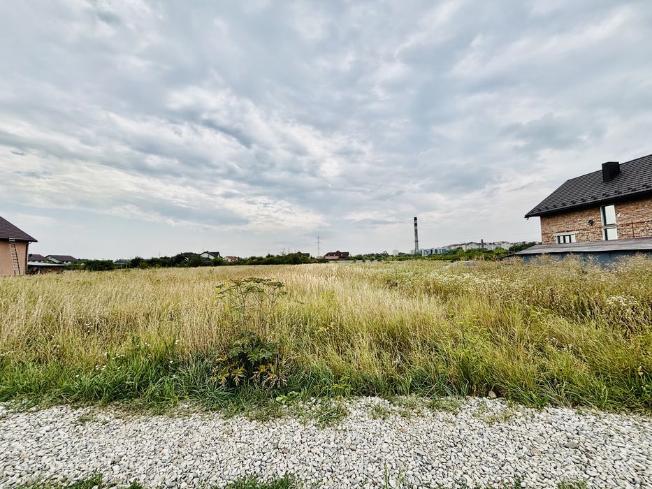 Продаж ділянка 19 сотих. ОСГ. Клузів. Світло. Новобудови. Школа. Місто