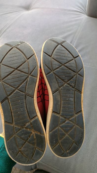 H&m buty sportowe dziecięce 32 Spiderman