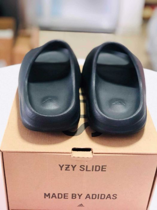 Adidas Yeezy Slide Onyx R.38