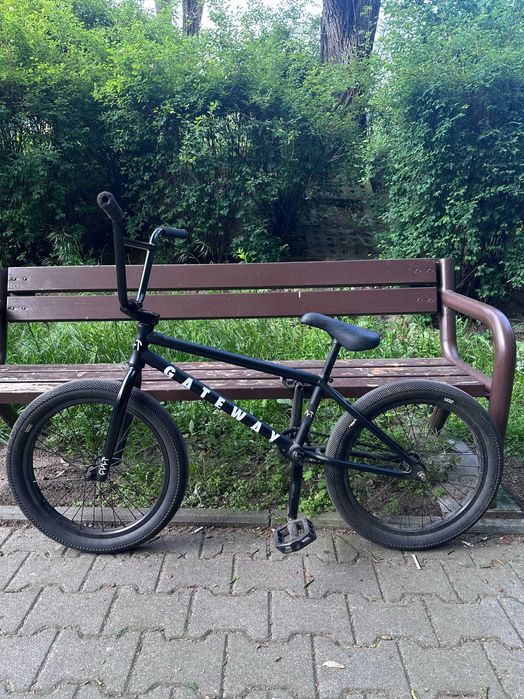 rower bmx czarny