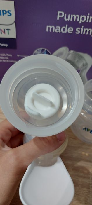 Механічний молоковідсмоктувач , молокоотсос Philips Avent з пляшкою (S