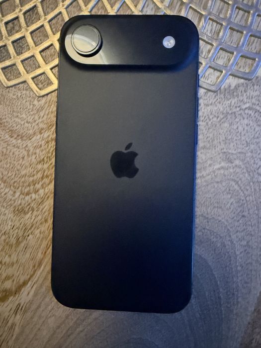 iPhone 17 Air 256 gb (Black)