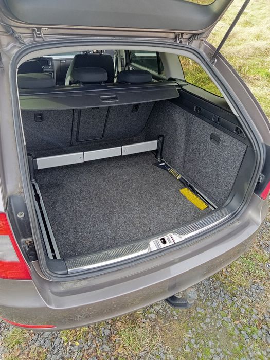 Skoda SuperB ll 2012 1.6 TDI Kombii