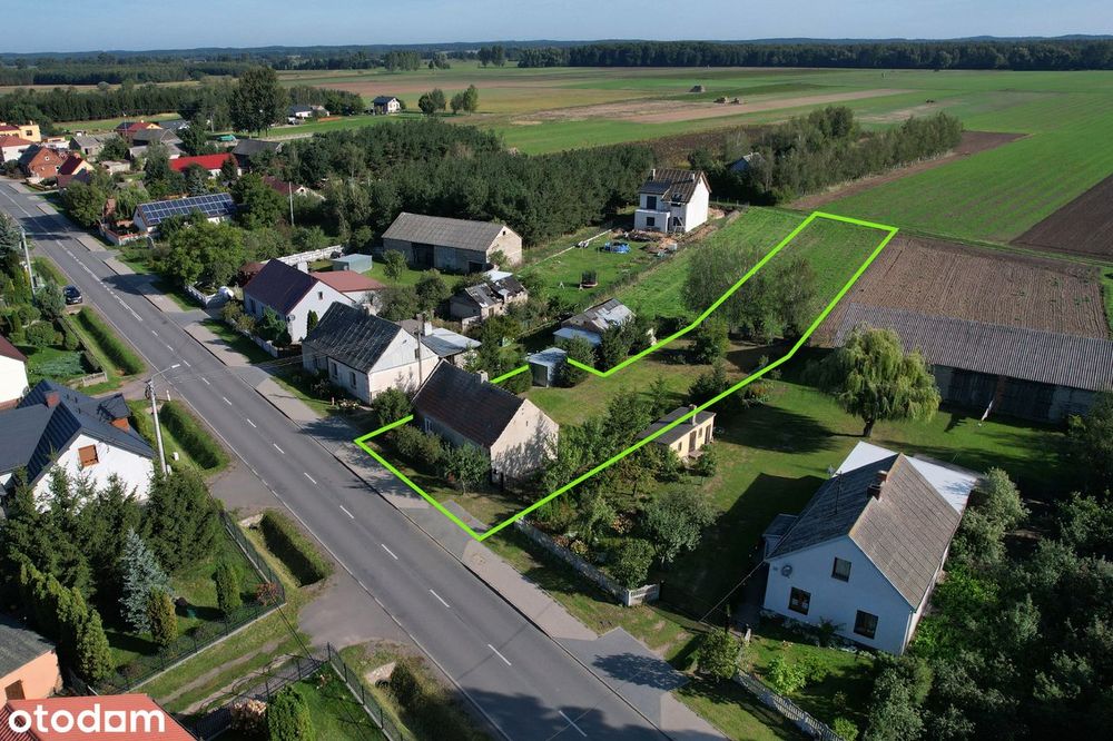 Siedlisko z domem 60 m2, działką 1700 m2 na wsi