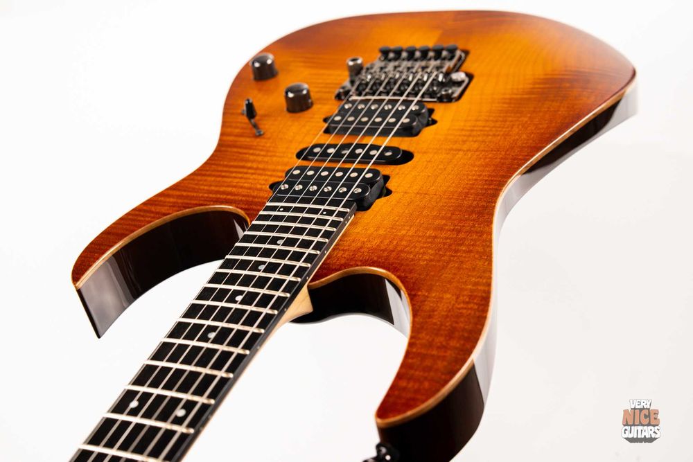 Ibanez RG7570Z J.Custom Bright Brown Rutile