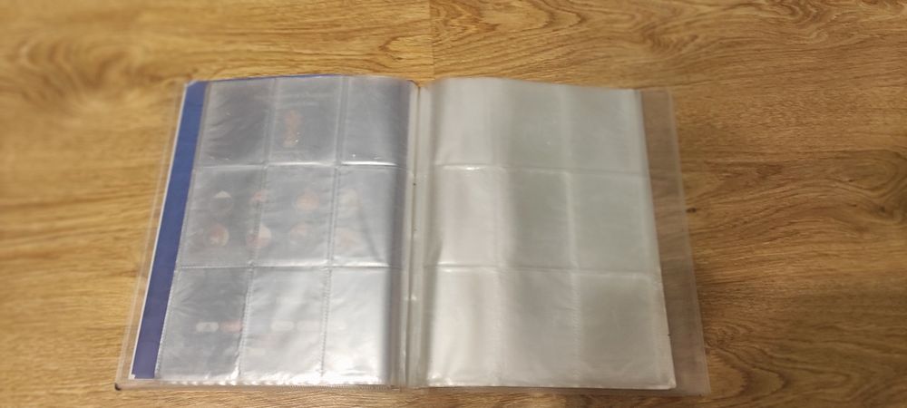 Piłkarskie karty kolekcjonerskie