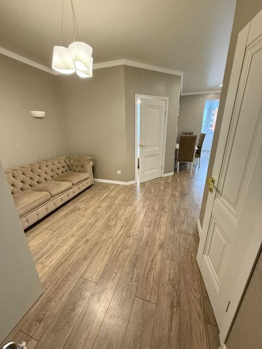 Євро 2к - 45 метрів в Центральному Парку. Газове опалення. Балкон.