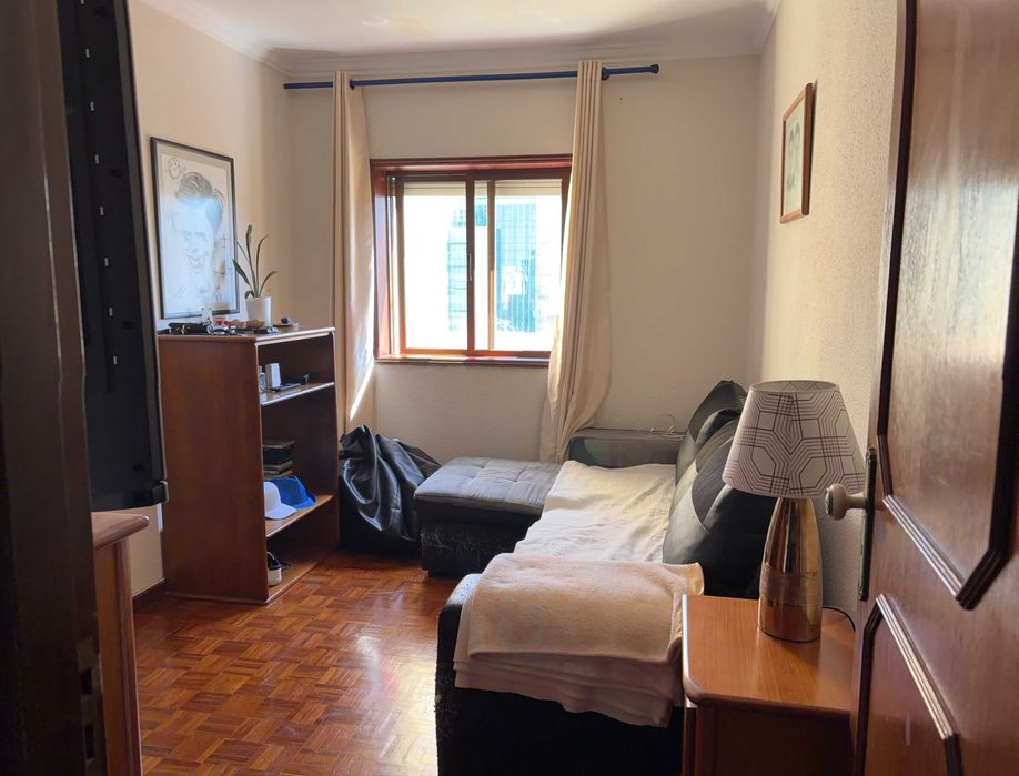 Apartamento T3 Av. Republica junto El Court Inglês