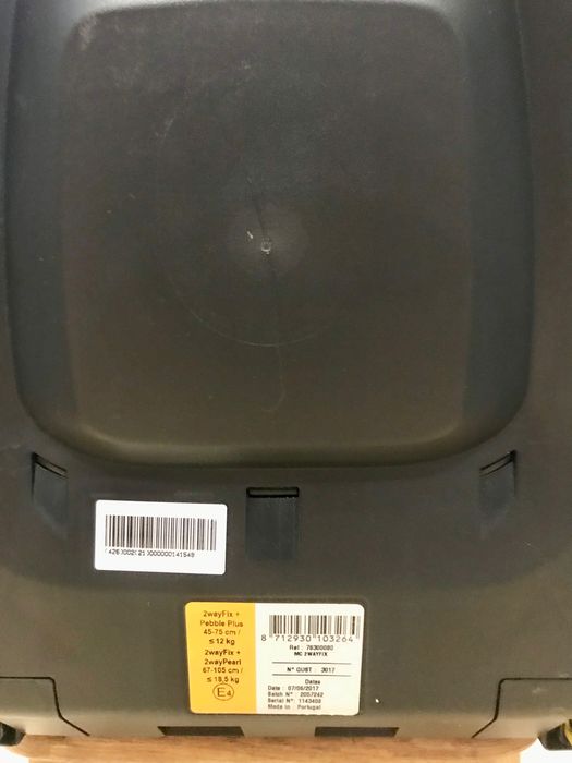 Автокресло Maxi-Cosi Pearl + база  ISOFIX 2WayFix