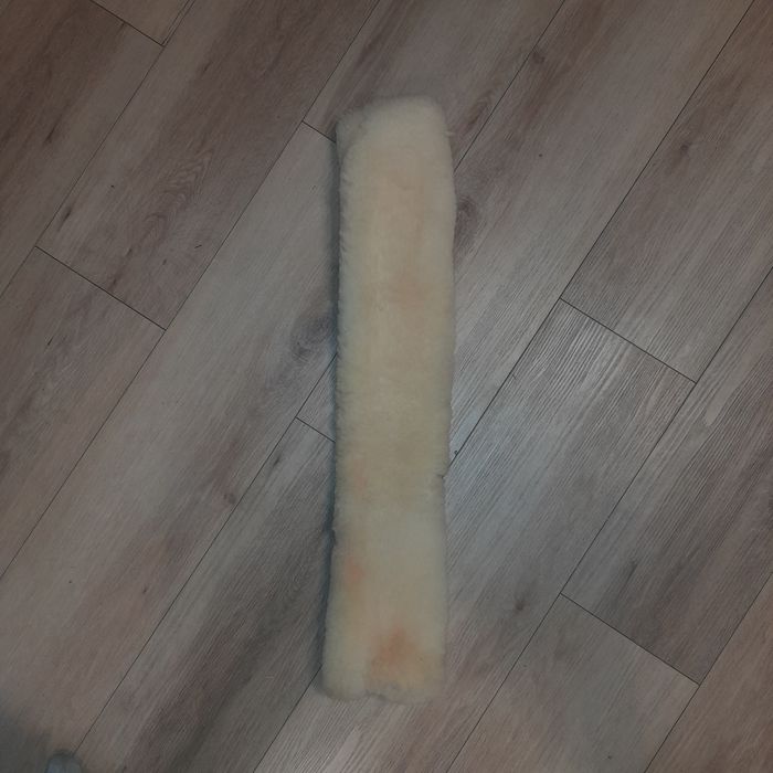 Tunel na popręg, futro owcze NOWE