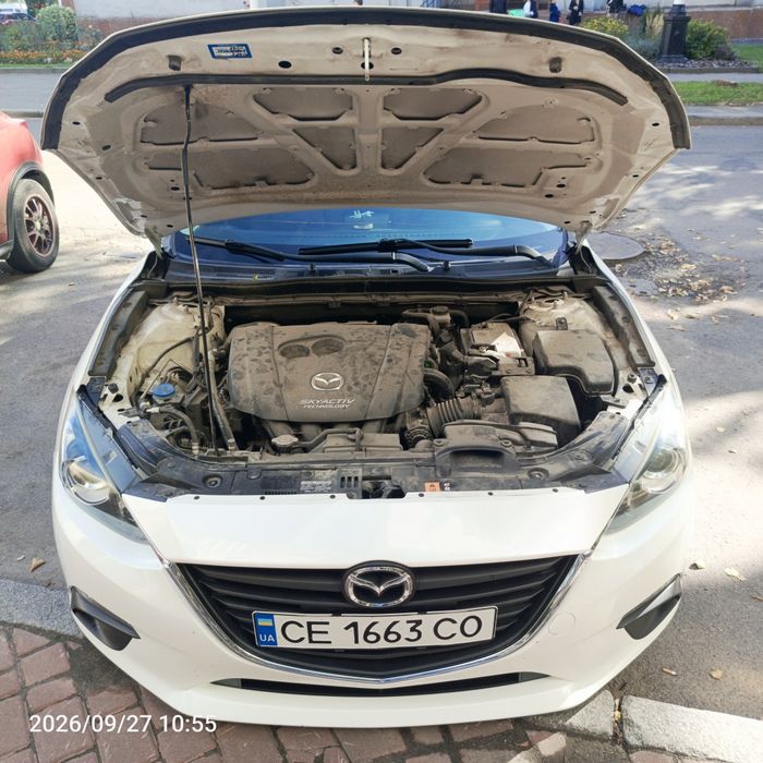Mazda 3 2015 рік 2.0 SkyActiv