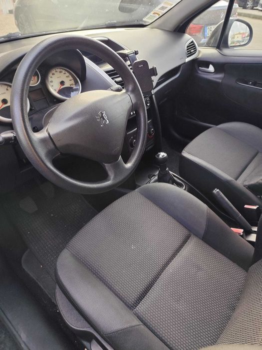 Peugeot 207 1.4 Gasóleo