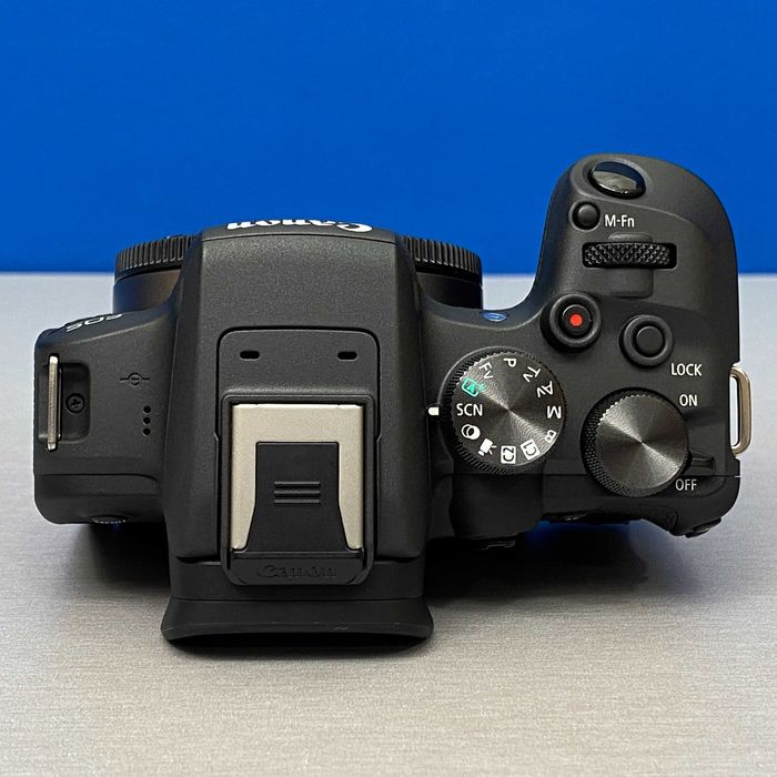 Canon EOS R10 (Corpo) - 24.2MP | 3 ANOS DE GARANTIA