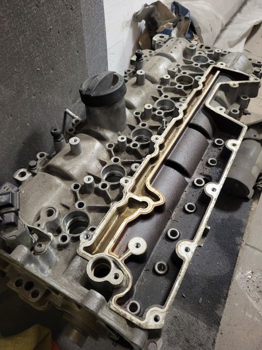 Glowica Volvo 3.0 T6