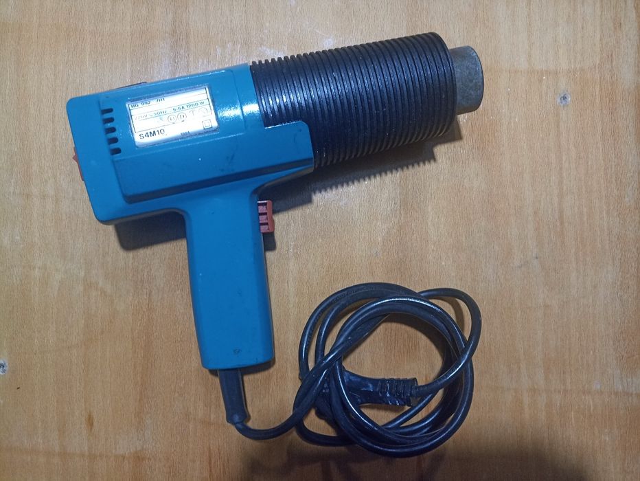 Фен будівельний Black & Decker HG992