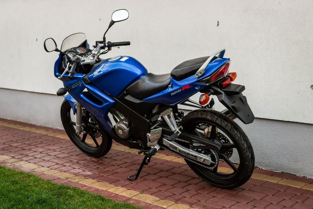 Honda CBR 125 2005 JAK NOW  IDEALNA Raty Transport Największy Wybór Moto 125 YZF