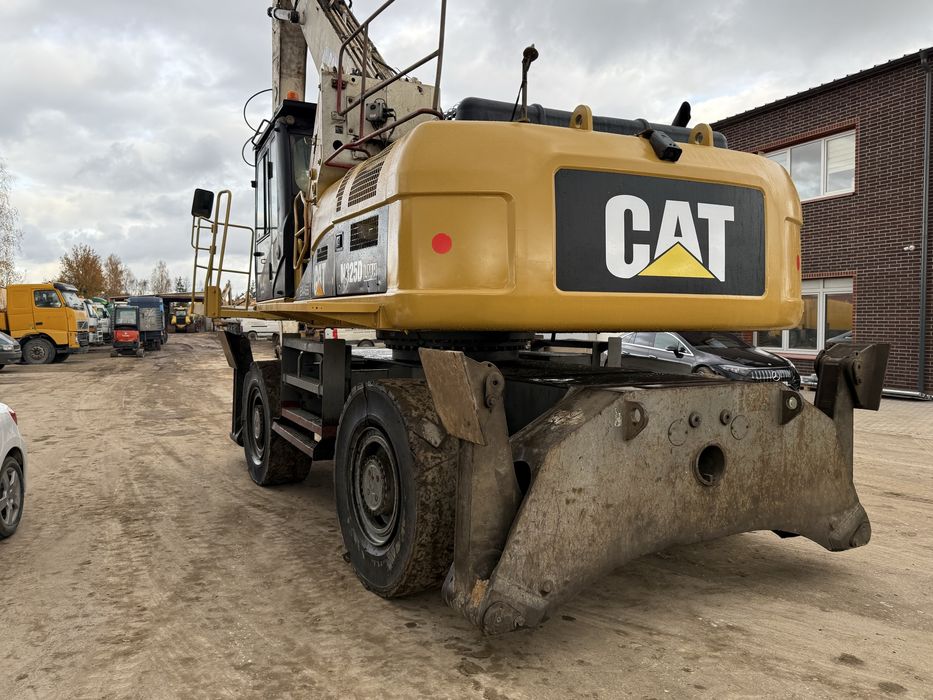 Продам перегружатель Caterpillar M 325 D LHM, 2010 г