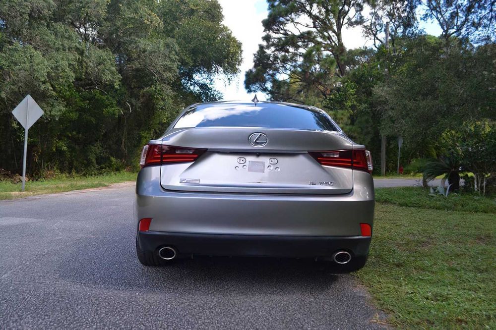 Lexus IS 250      2015
