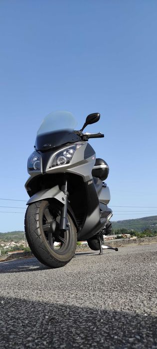 Scooter Kymco Downtown 125i cc