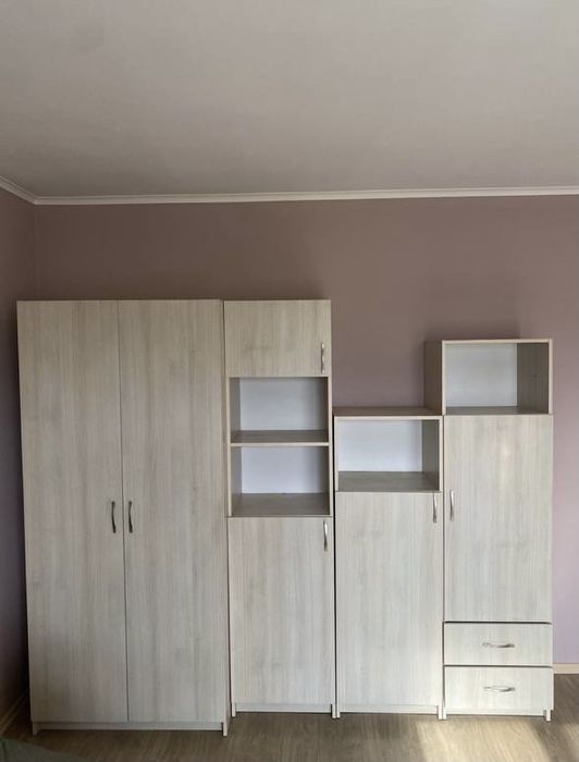 Продам стінку для кімнати/вітальні/Спальні/Меблі