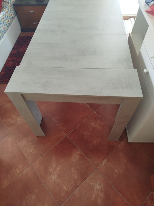 Mesa extensível, consola