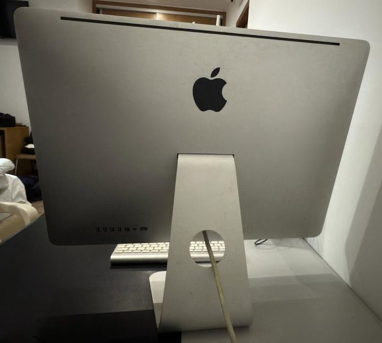 Apple iMac 21.5 , Mid 2010, 8gb, 500gb - Funcionando Perfeitamente